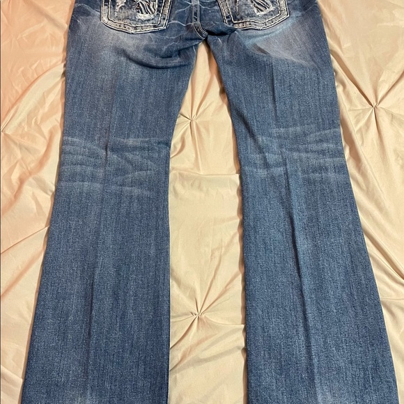 Miss Me. 32. Boot Cut. Super Cute - Picture 3 of 4